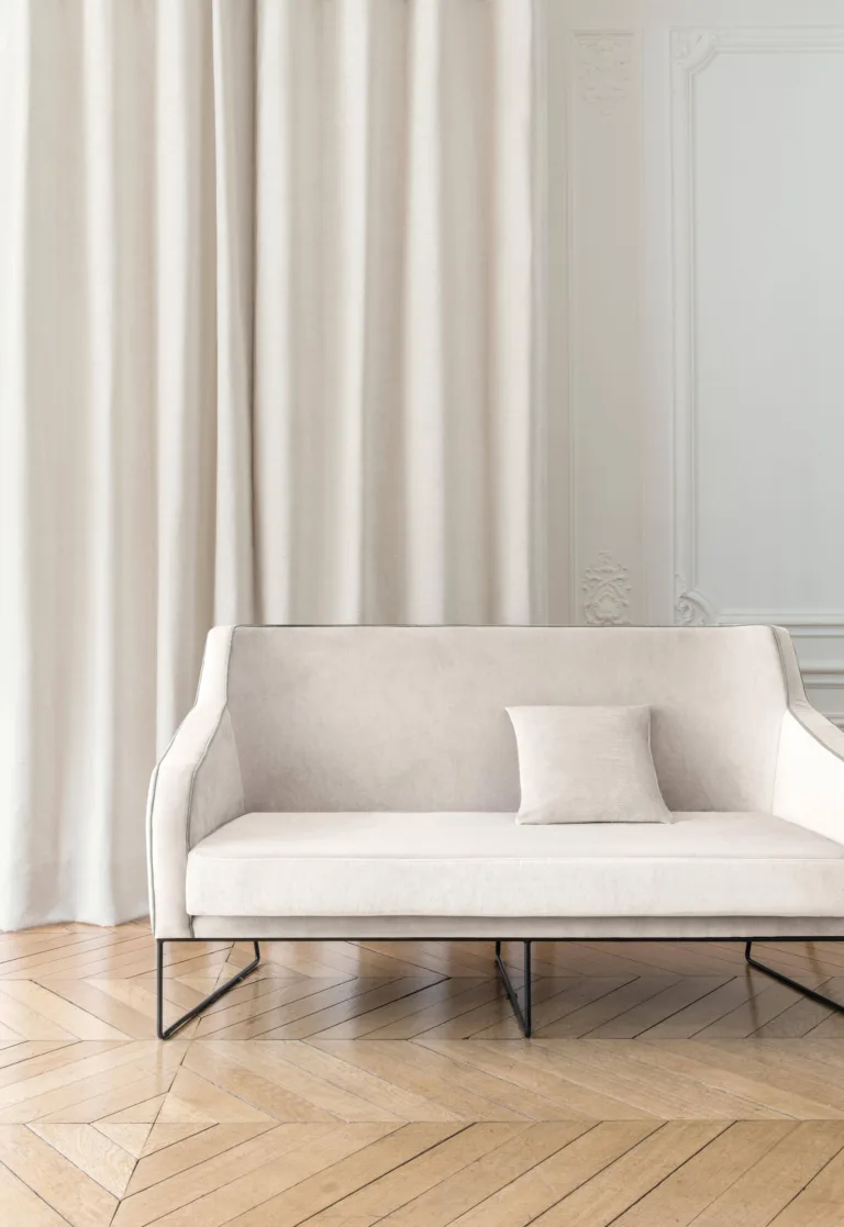 Draperie din catifea Baron, cusută la comandă