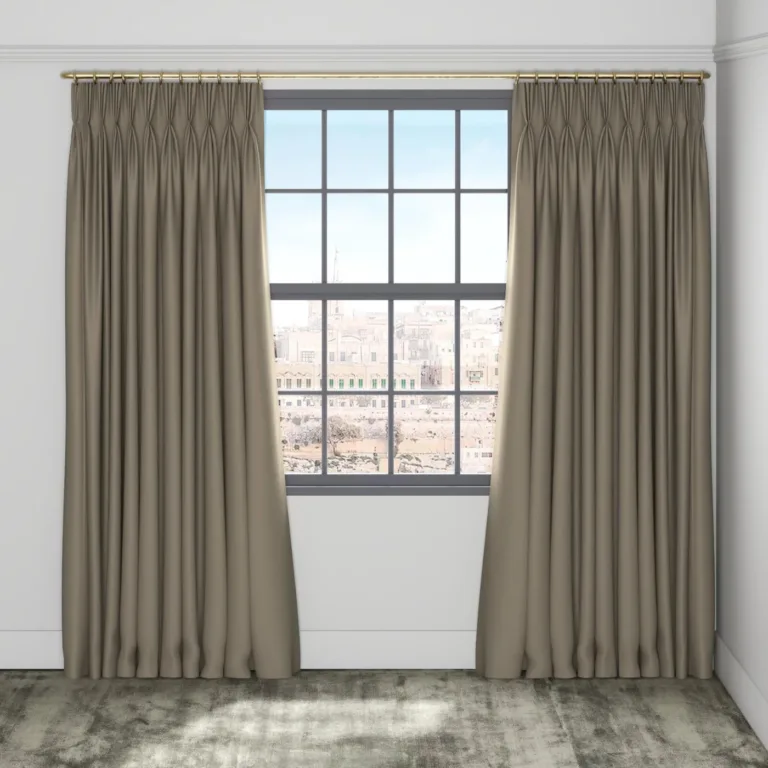 Draperie blackout Grand Noir 07 Stucco, cu pliuri, pe galerie