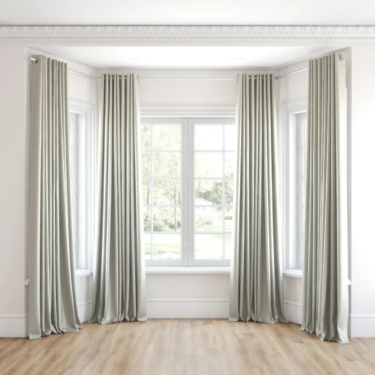 Draperie blackout Grand Noir 14 Bone, cu inele, lăsată pe pardoseală