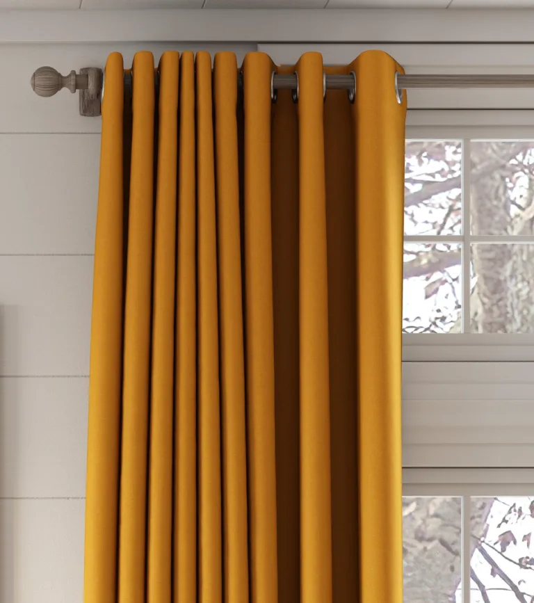 Draperii Woolskin într-un interior amenajat